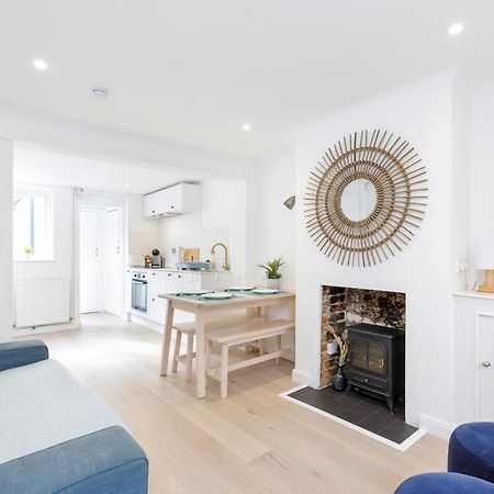 Central Quiet Cottage. Walk To Shops, Bars & Beach Brighton ภายนอก รูปภาพ