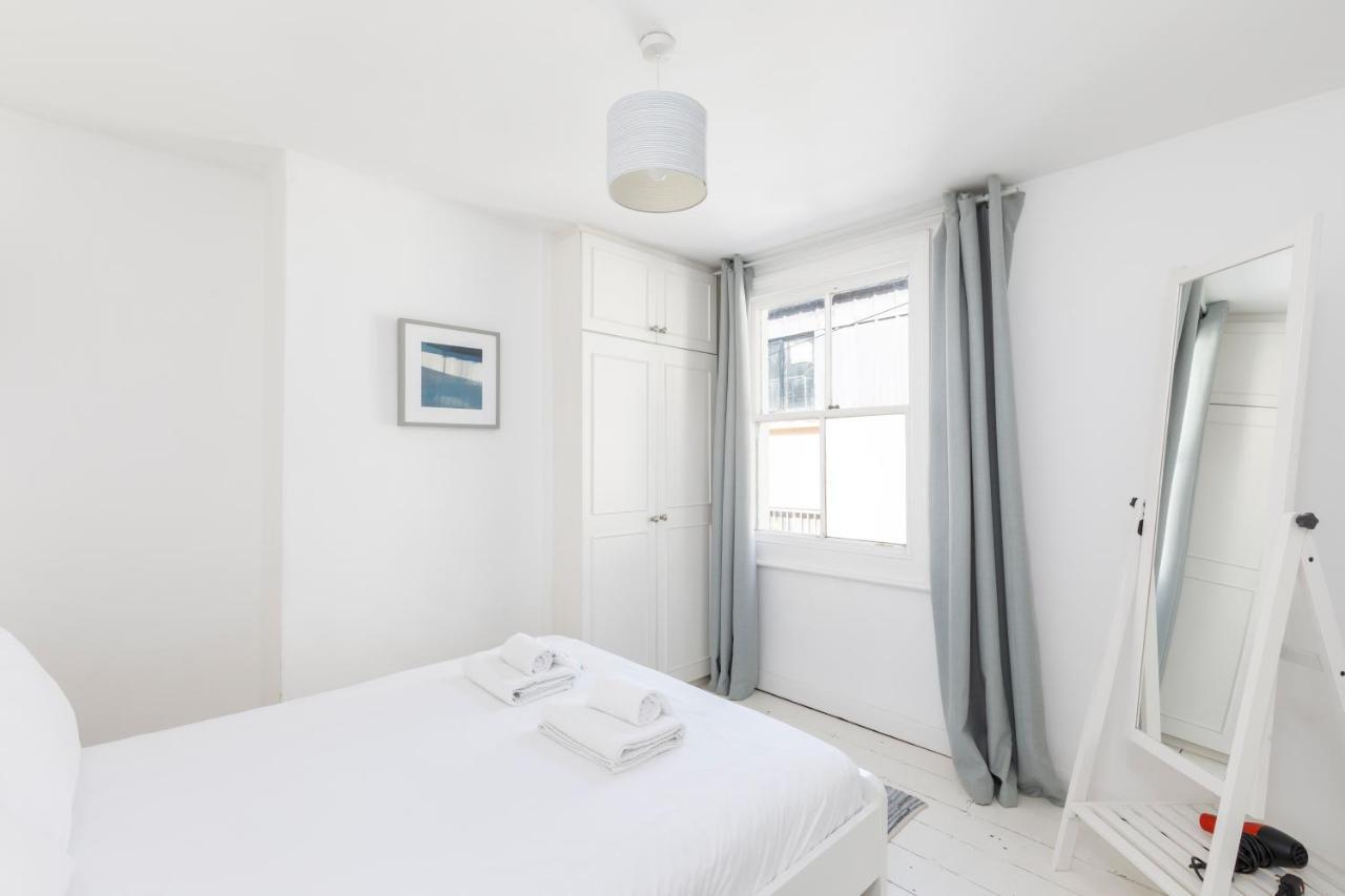 Central Quiet Cottage. Walk To Shops, Bars & Beach Brighton ภายนอก รูปภาพ